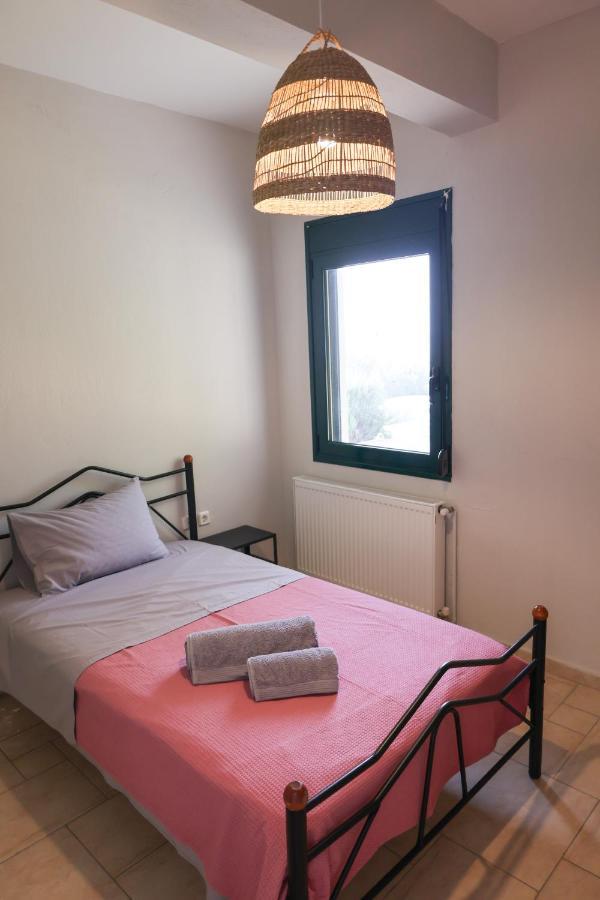Skiathos Poseidon Apartment ภายนอก รูปภาพ