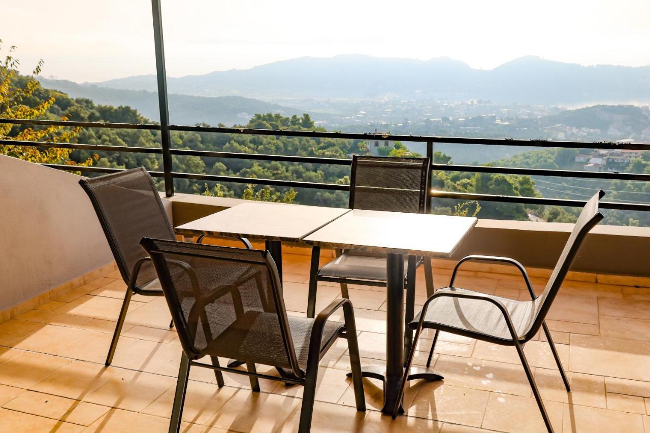 Skiathos Poseidon Apartment ภายนอก รูปภาพ